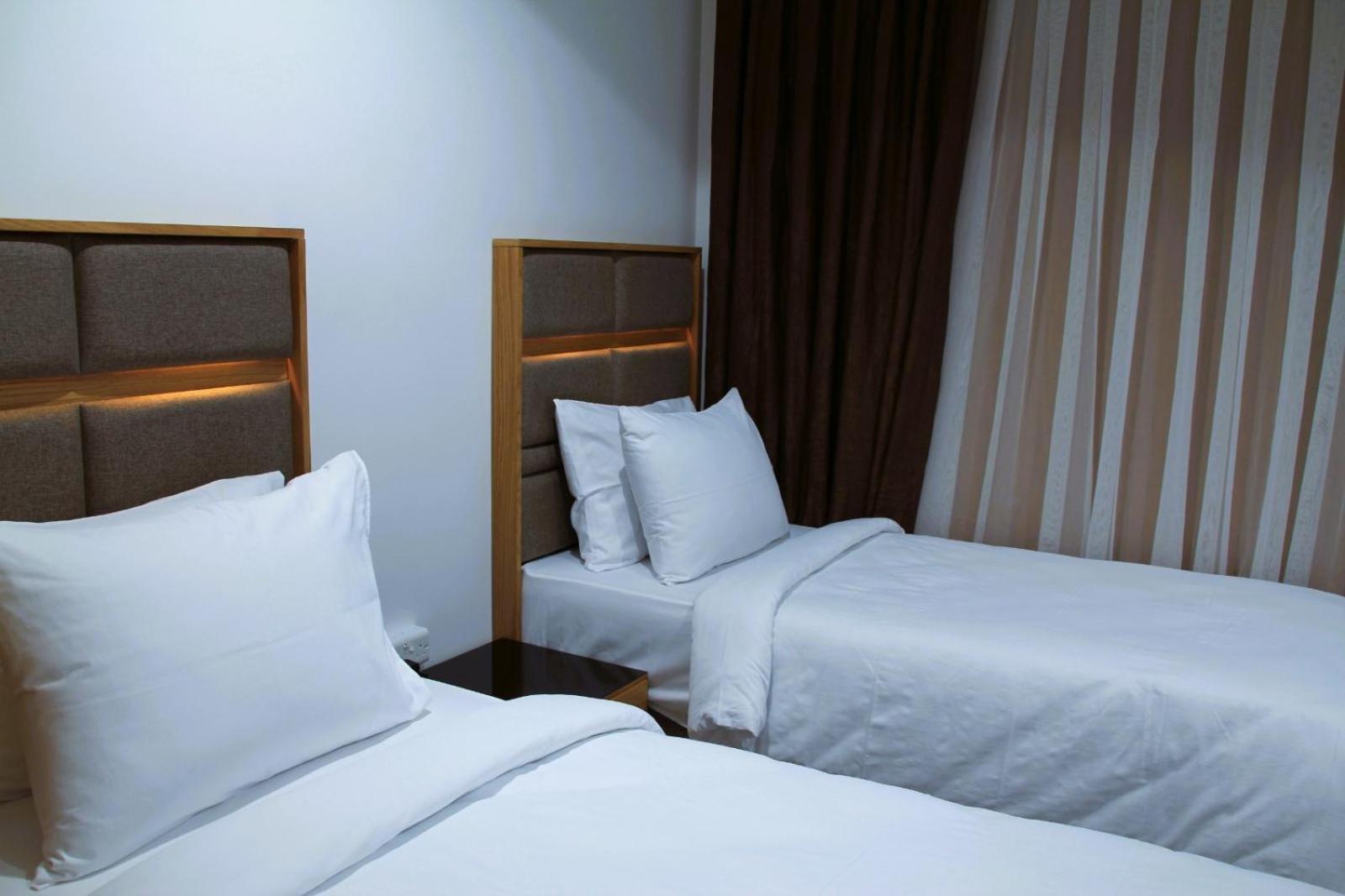 Plaza Athenee Hotel Kuwejt Zewnętrze zdjęcie